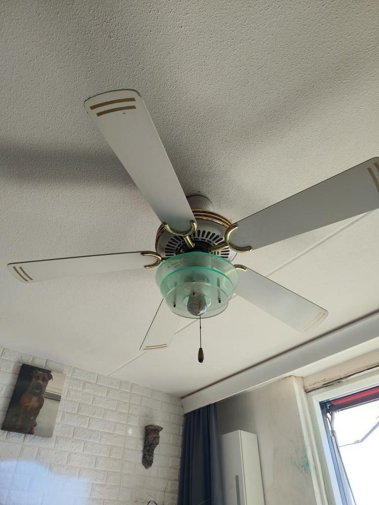 Plafondventilator met verlichting en afstandsbediening, Ophalen of Verzenden, Gebruikt, Plafondventilator