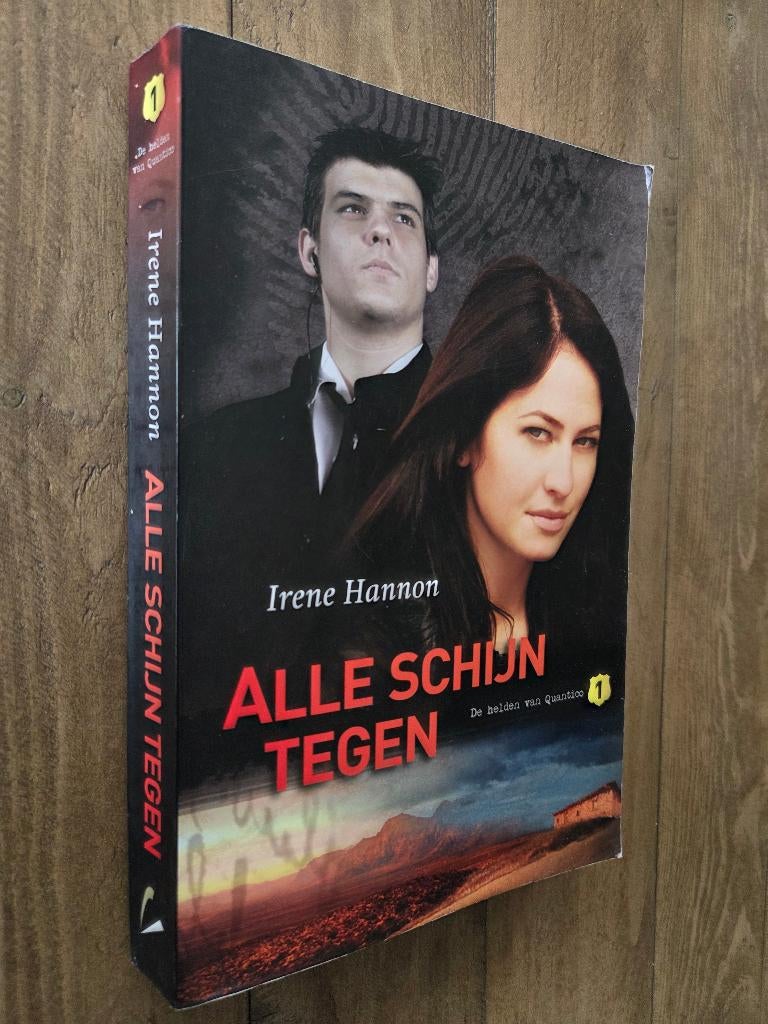 Alle schijn tegen - Irene Hannon (christelijke roman), Boeken, Romans, Ophalen of Verzenden, Zo goed als nieuw