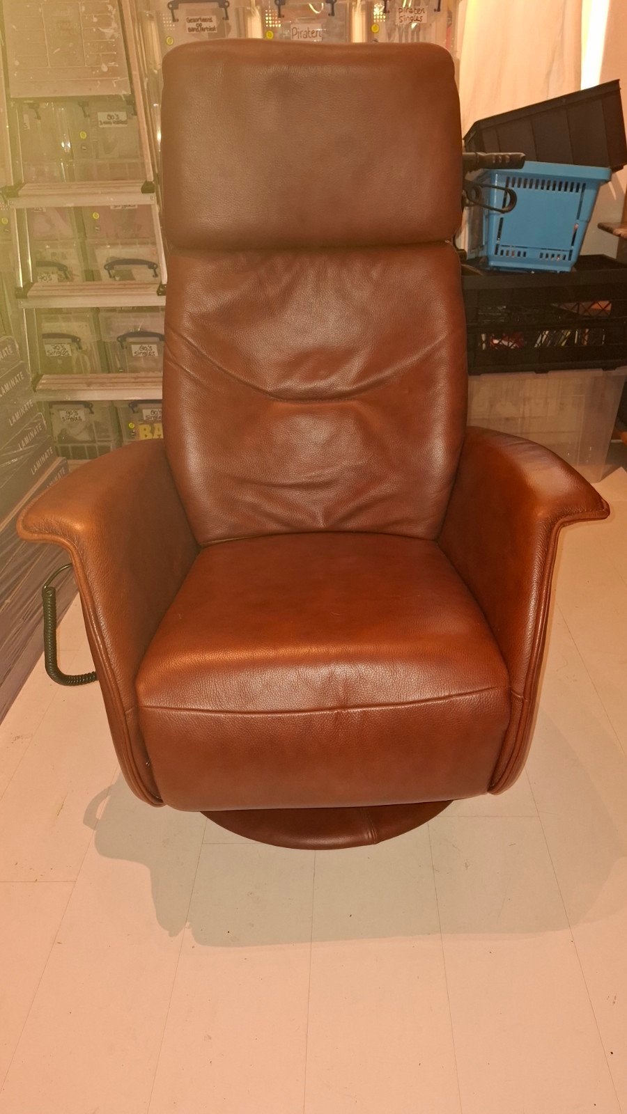stamett sta op en relax stoel leder, Ophalen, Gebruikt, 50 tot 75 cm