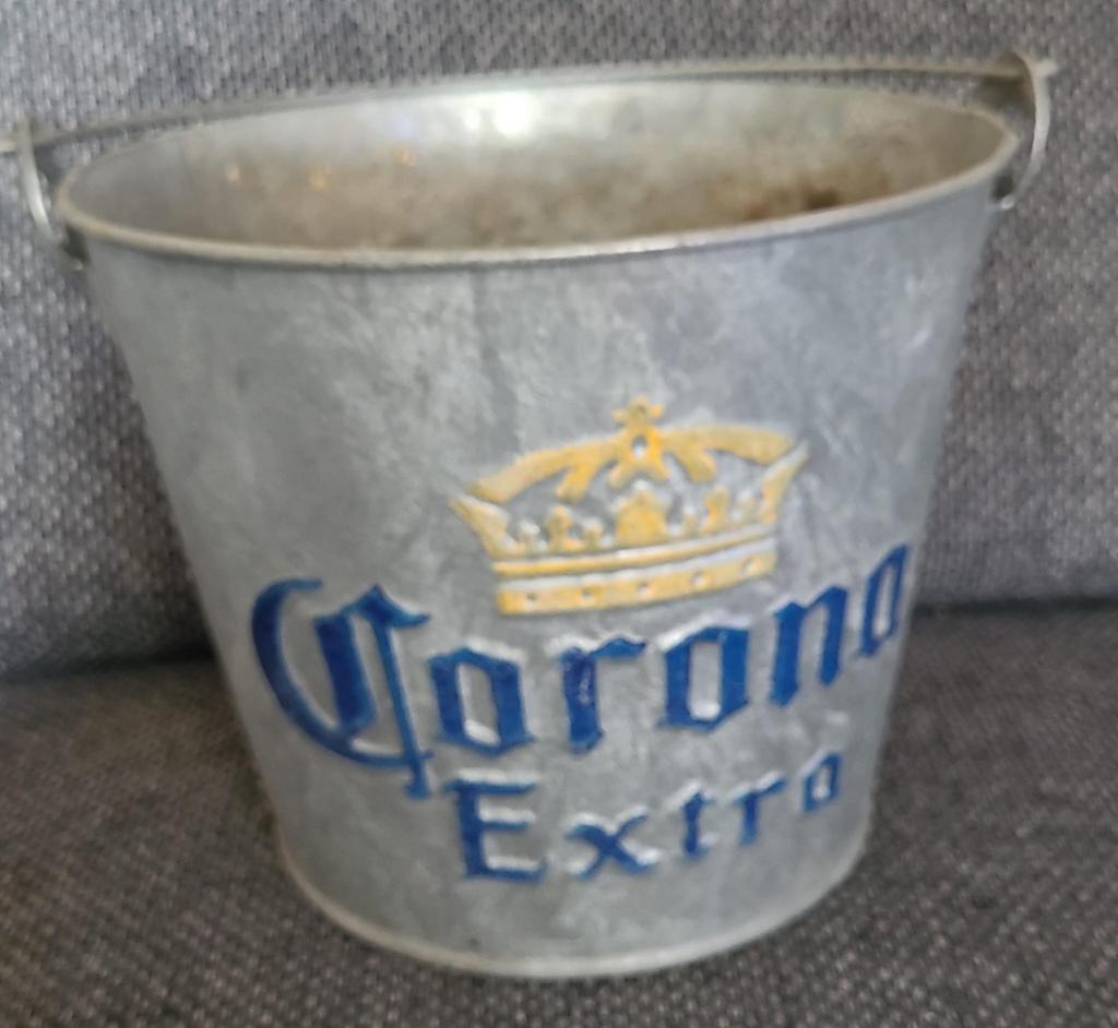 Corona extra bieremmer, Verzamelen, Biermerken, Ophalen of Verzenden, Gebruikt, Overige typen, Overige merken