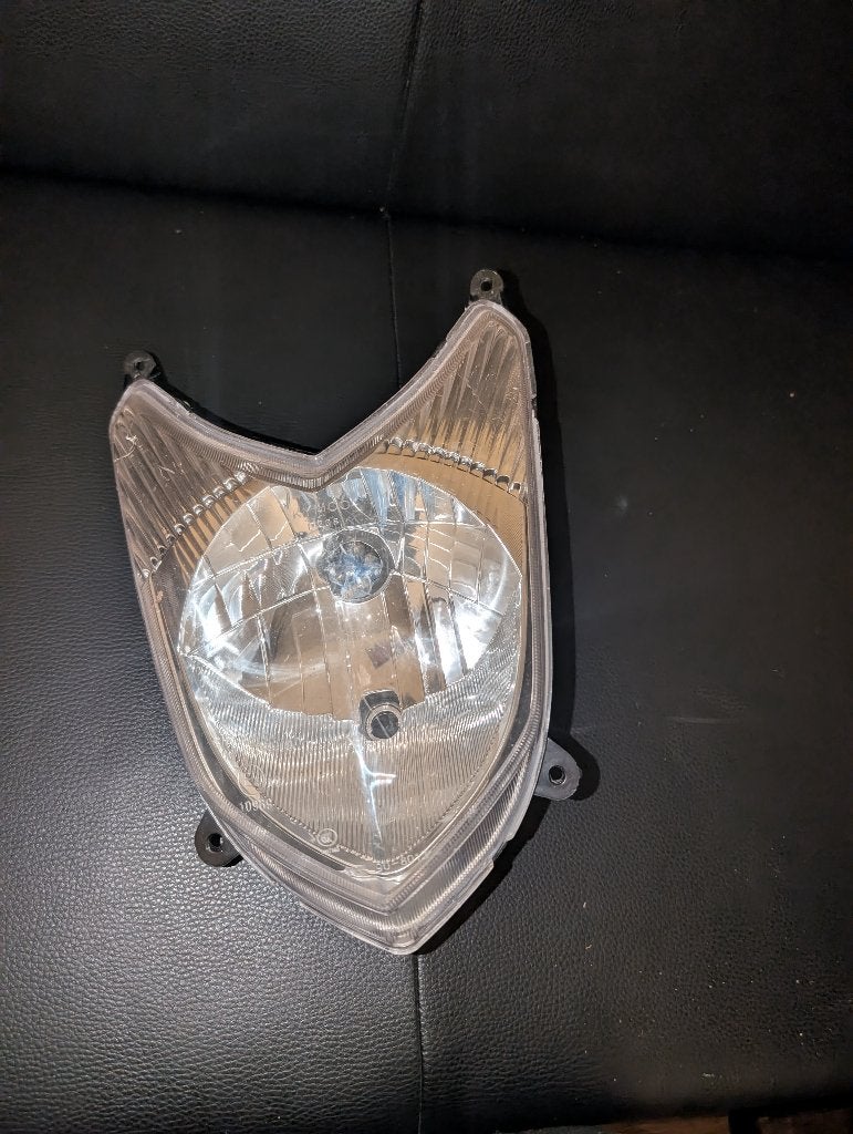 Koplamp unit voor een Kymco Agility (geschikt voor 50cc)., Ophalen of Verzenden, Gebruikt, Benzine, Agility
