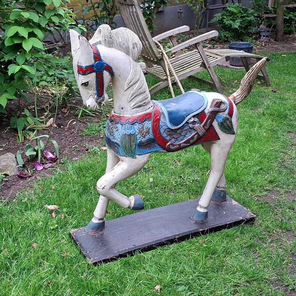 vintage houten kermispaard, Ophalen