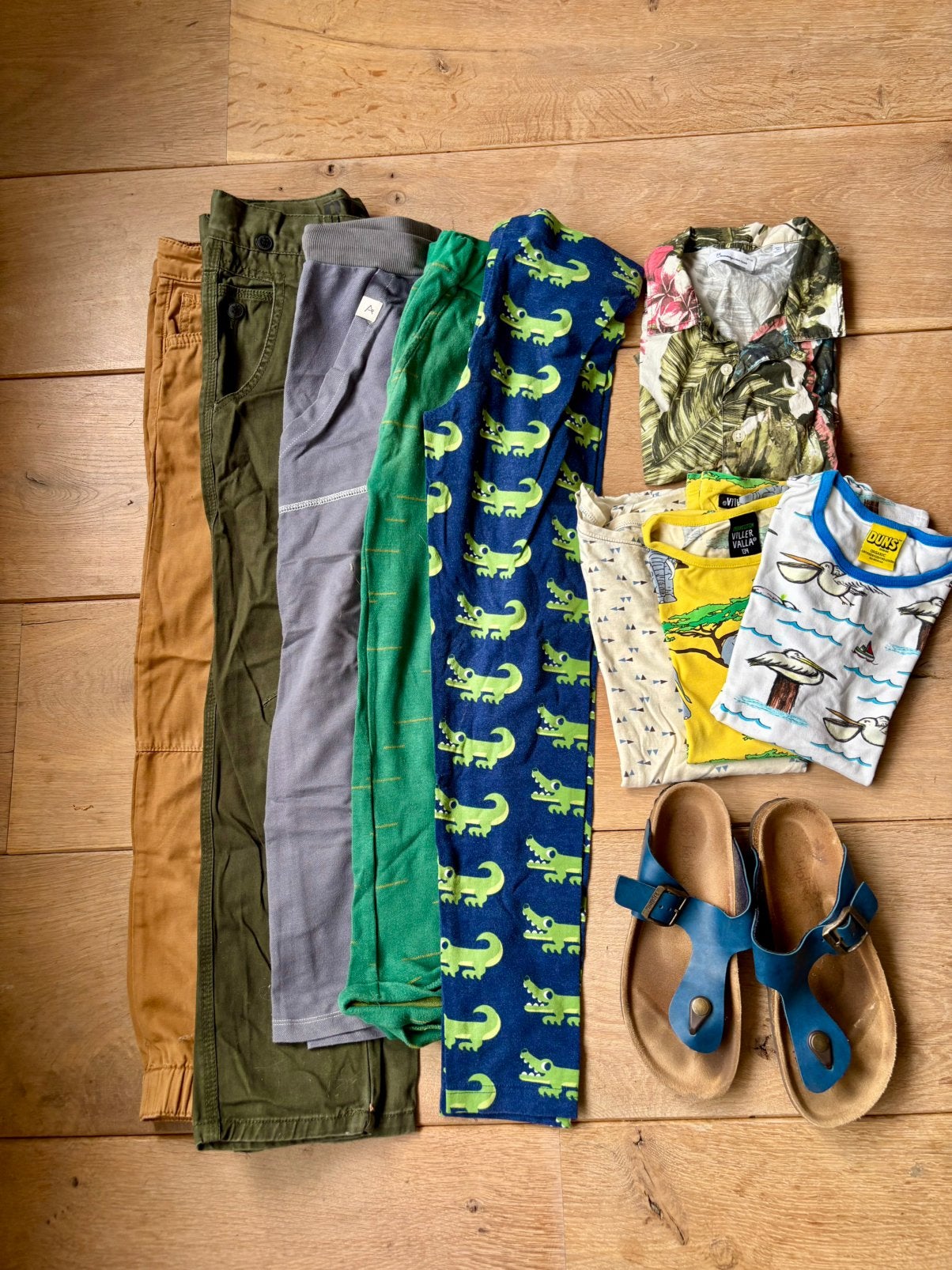 Kledingpakket maat 134, 9 stuks – Scandinavische merken, Kinderen en Baby's, Ophalen of Verzenden, Zo goed als nieuw, Maat 134