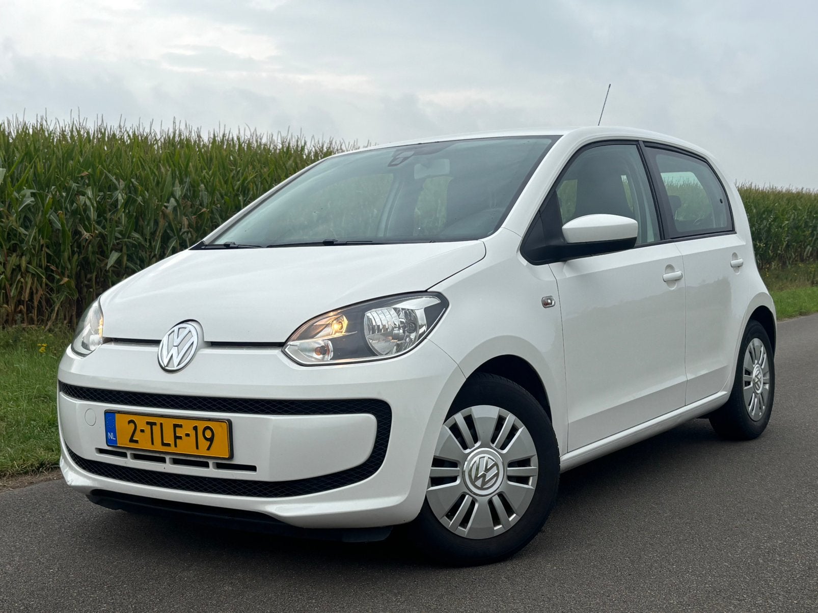 Volkswagen up! 1.0 60PK 5-DRS Airco 2 eigenaar NL auto + NAP, Voorwielaandrijving, Euro 5, Stof, Up!