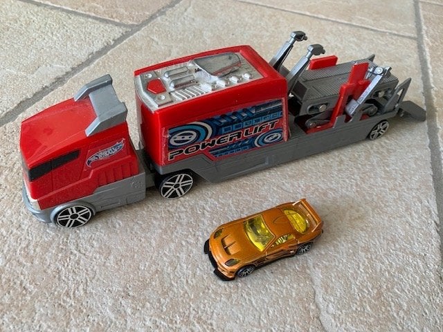 Hot wheels powerlift auto en autootje.. Grote auto werk, Ophalen of Verzenden, Gebruikt, Jongen