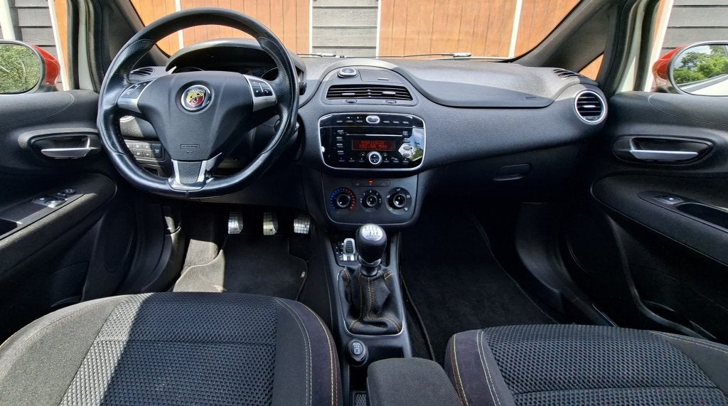 Fiat Punto Evo 1.4-16V | 160 PK! | Stoere auto | Distributie, Voorwielaandrijving, Stof, Gebruikt, 4 cilinders