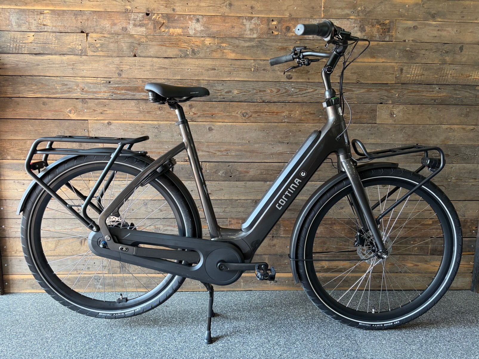 Cortina E-Common Integrated 28 inch 61 cm nexus 8 stuurslot, 56 cm of meer, Schijfrem, Ophalen, Overige merken