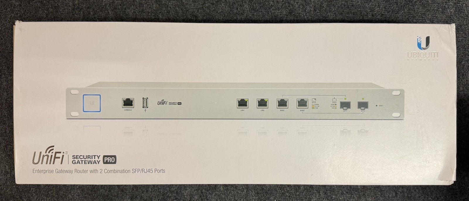 Ubiquiti UniFi USG-PRO-4 Router, Ophalen of Verzenden, Zo goed als nieuw, Router, Ubiquiti Unifi