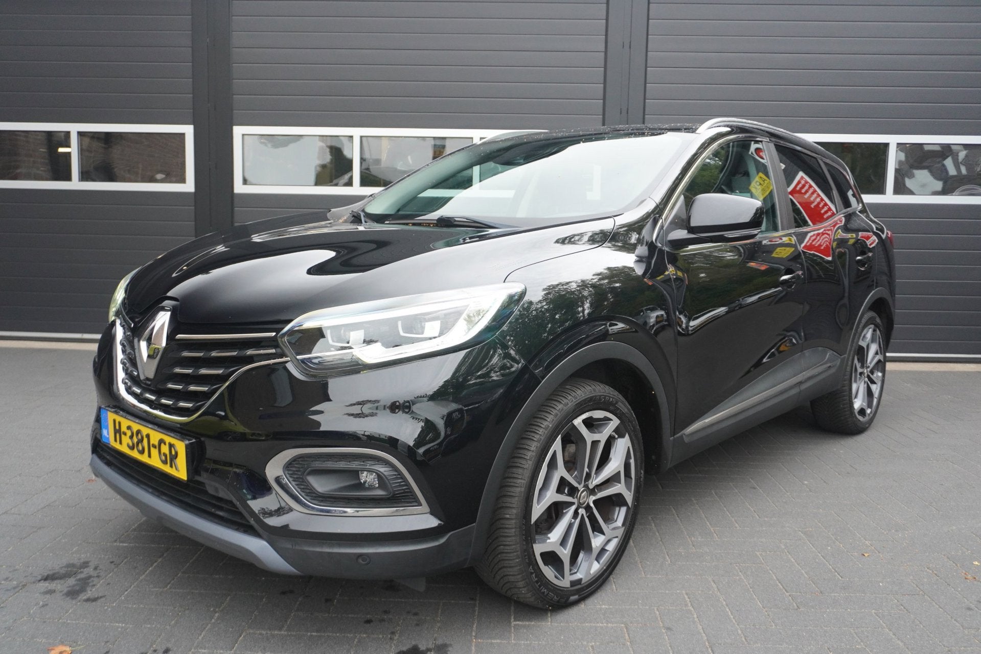 Renault Kadjar 1.3 TCe Pano.dak/Climate Control/Cruise/Navi/, Voorwielaandrijving, Kadjar, Gebruikt, Euro 6