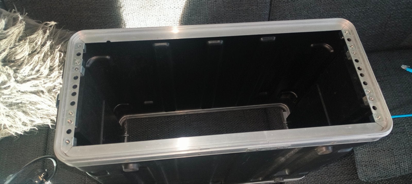 SKB 4U Rack Case - Robuuste Bescherming voor Apparatuur, Ophalen, Zo goed als nieuw, Speaker of Versterker, Flightcase