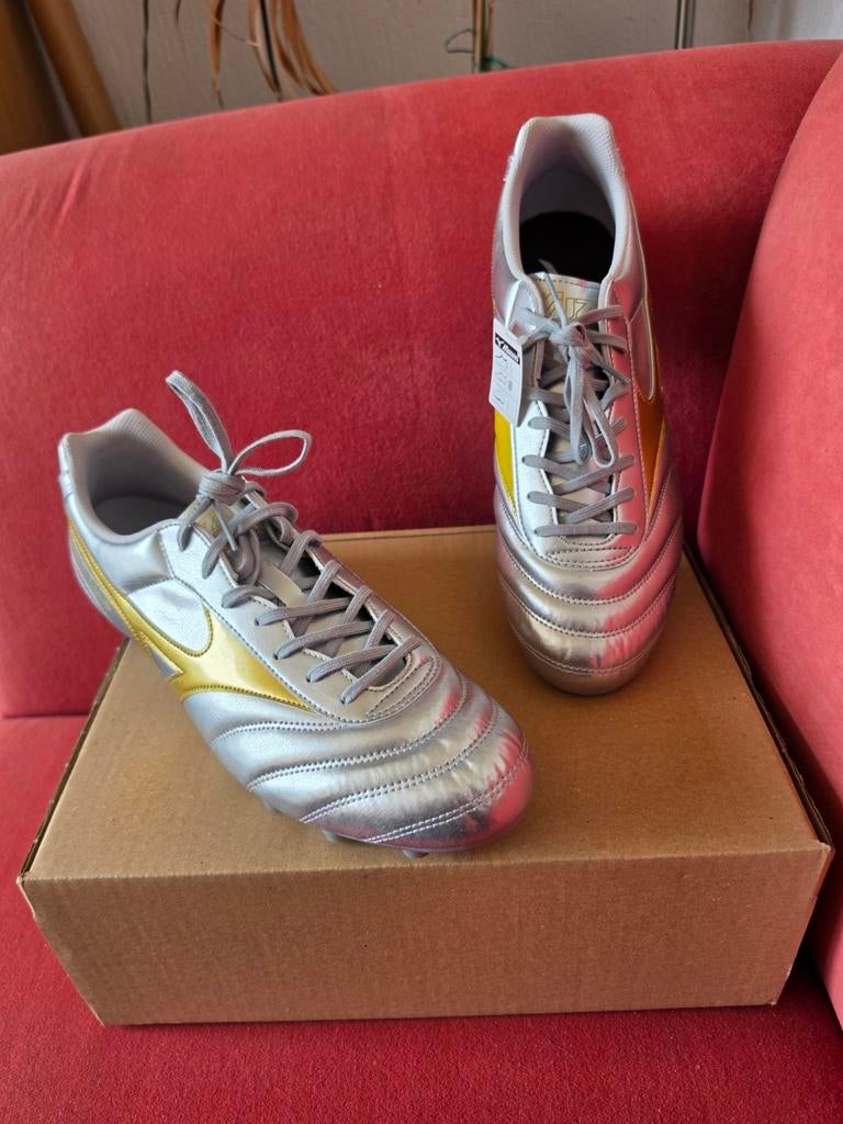 NIEUW! Mizuno voetbalschoenen, lichtgewicht, maat 45, Verzenden, Maat XL, Schoenen, Nieuw