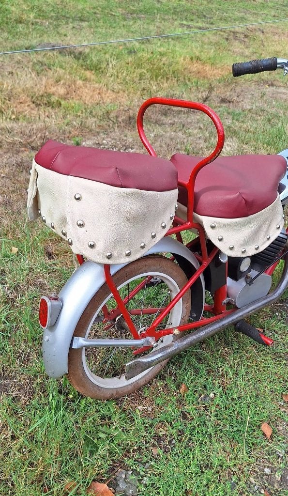 Origineel kermis- of draaimolen motor(carrousel-attribuut)., Verzamelen, Ophalen, Gebruikt, ., .