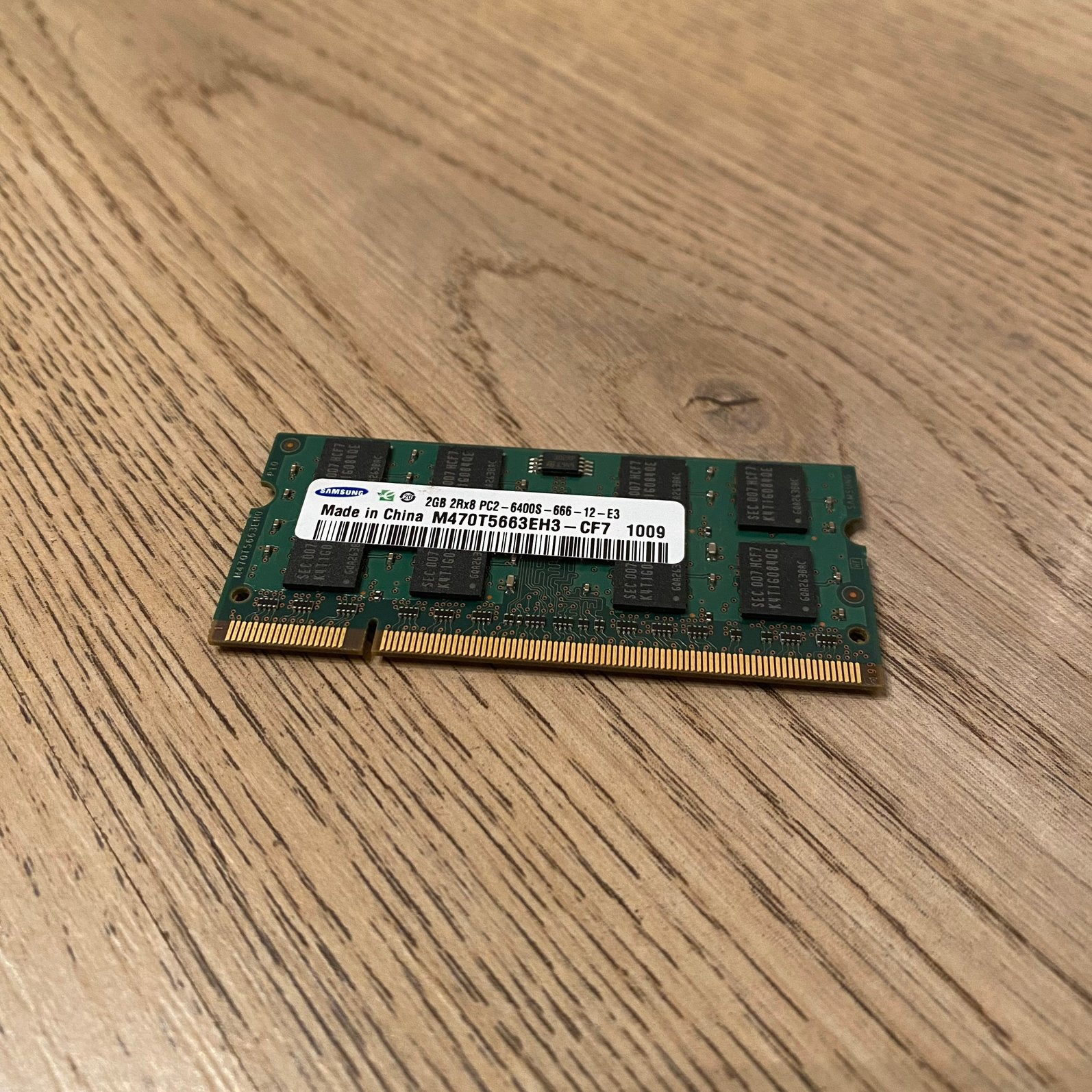 Samsung 2GB 2Rx8 DDR2 800MHz  ( 1x 2GB ), Computers en Software, RAM geheugen, Gebruikt, Ophalen of Verzenden, 800 MHz, DDR2