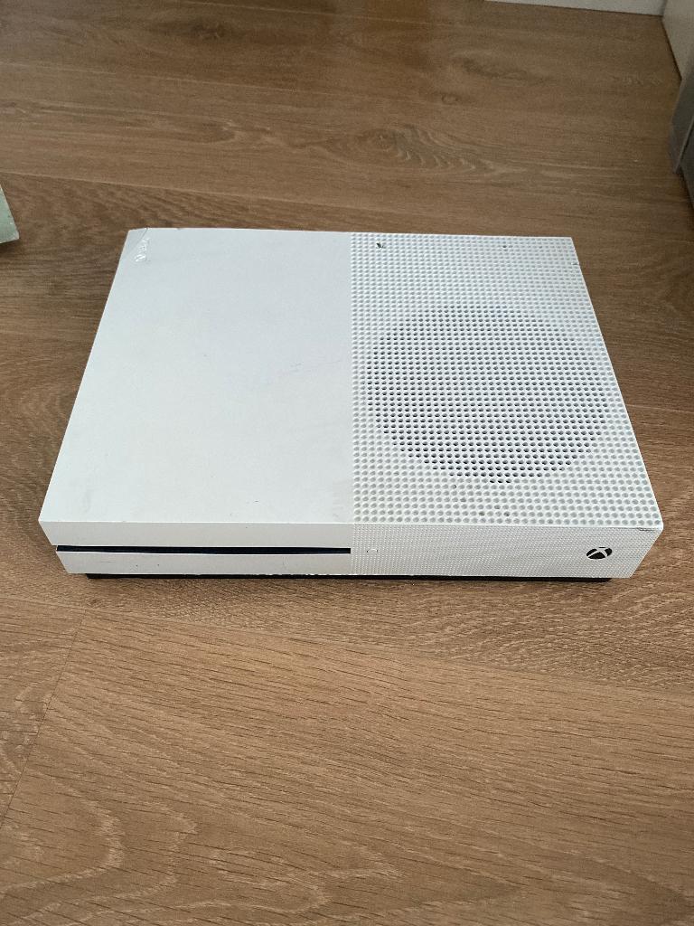Xbox one s heeft nieuwe ventilator nodig, Ophalen, Xbox One S, Zonder controller, 1 TB
