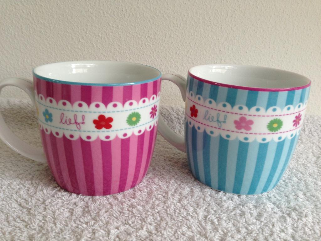 🌷4 Mooie Grote LIEF Mokken/ Bekers 250 ML., Ophalen of Verzenden, Zo goed als nieuw, Overige stijlen, Kop(pen) en/of Schotel(s)