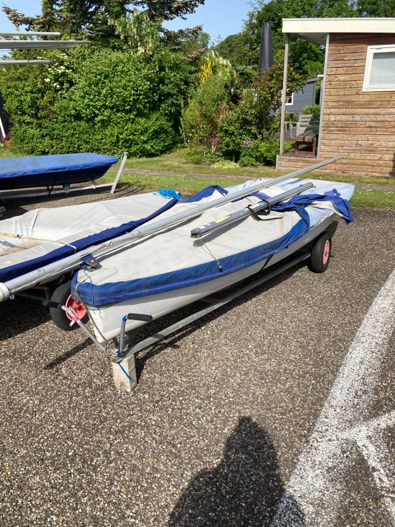 Splash compleet met waltrailer., Watersport en Boten, Zeilen en Zeiltoebehoren, Ophalen, Gebruikt