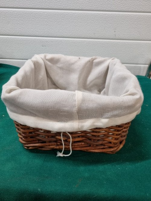 Mandje gevlochten hout vierkant, Ophalen of Verzenden, 'T Olde Gre-j, Info@toldegrej.nl, Endepoelstraat 20f Didam