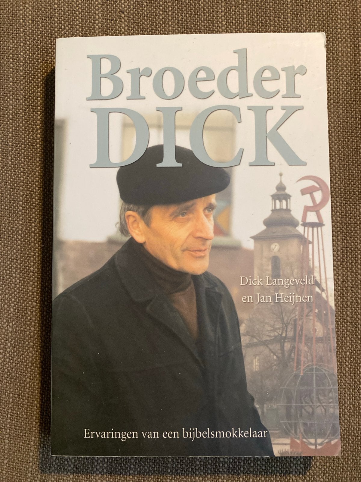 D. Langeveld - Broeder Dick, Ophalen of Verzenden, Zo goed als nieuw, D. Langeveld; J. Heijnen, Christendom | Protestants