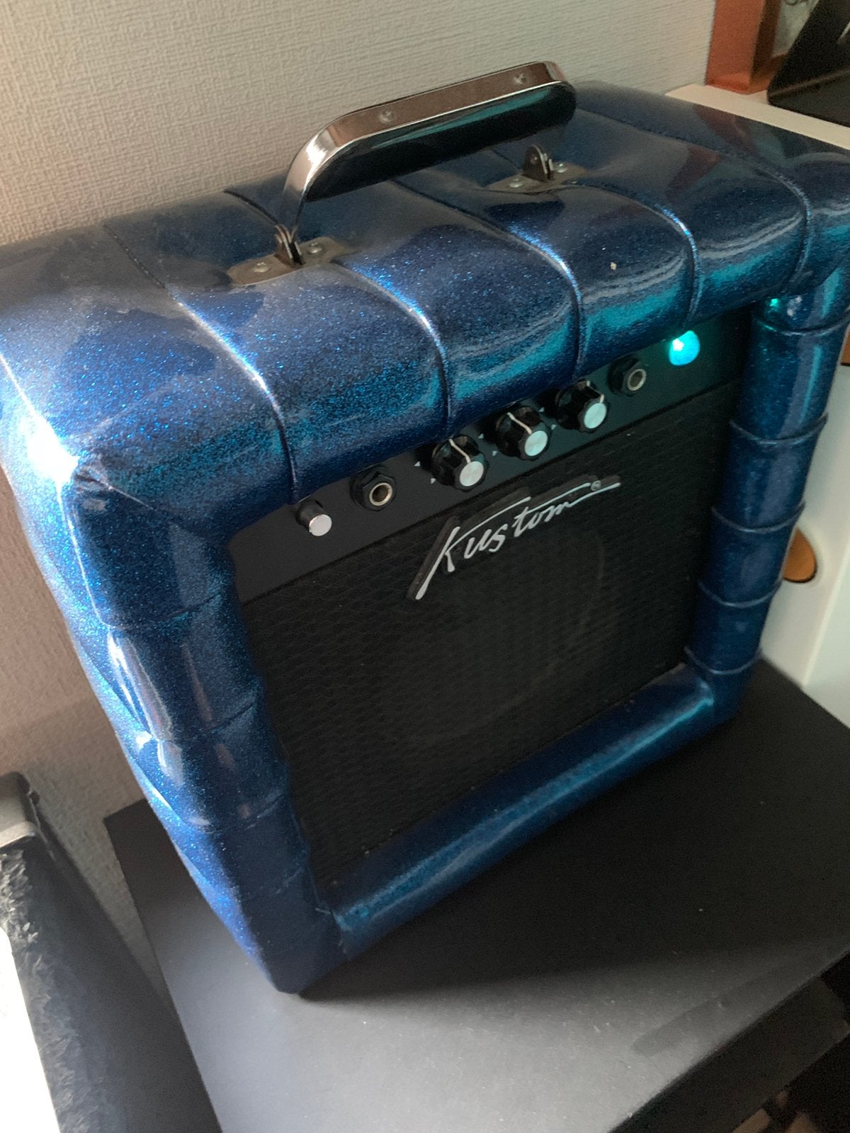 KUSTOM tuck&roll versterker, Ophalen of Verzenden, Zo goed als nieuw, Minder dan 50 watt