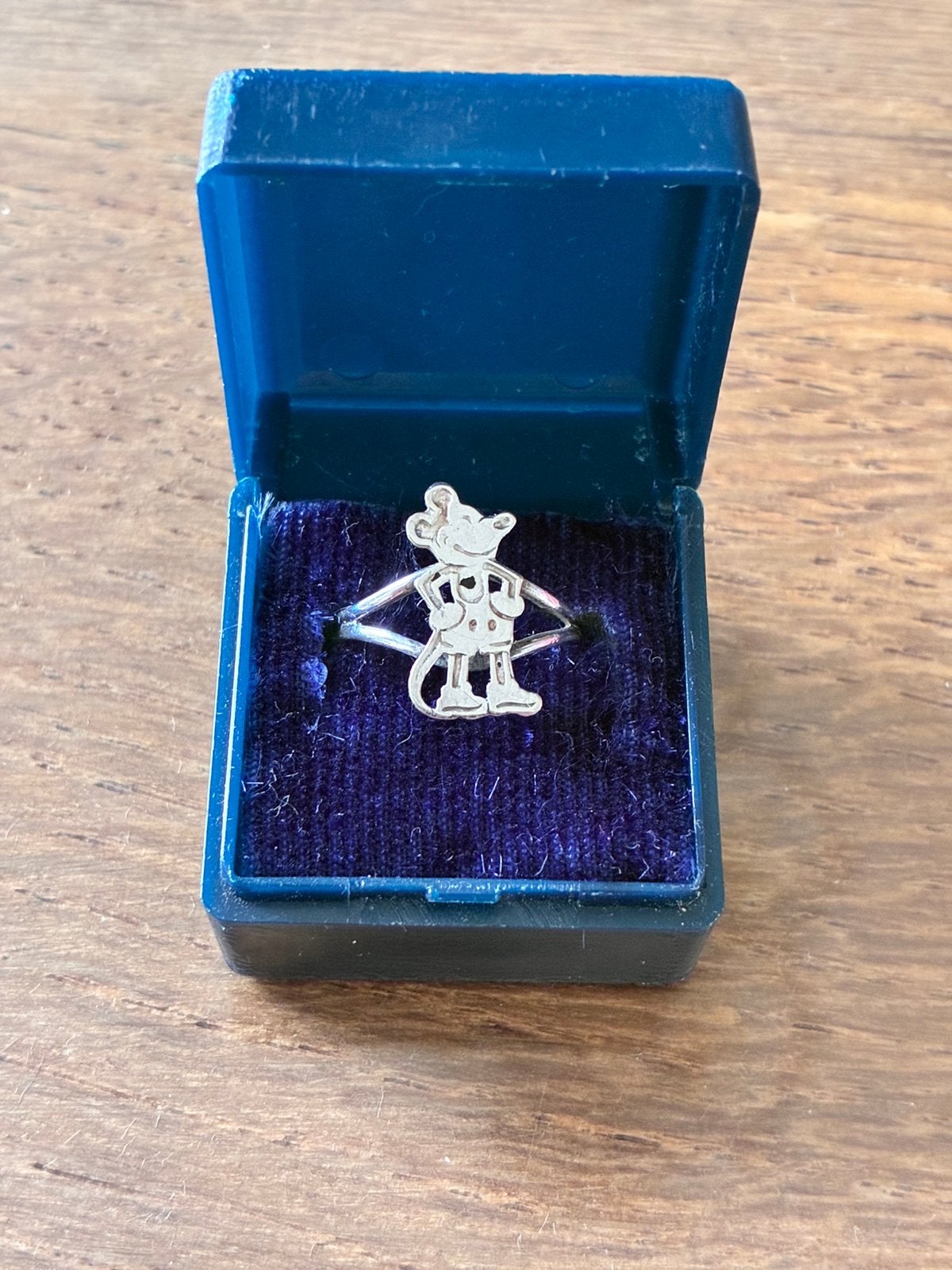 Zilveren Mickey Mouse Ring - Maat 17,5 (retro vintage), Gebruikt, Ophalen of Verzenden, 17 tot 18, Dame