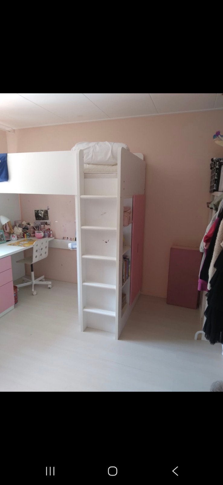 Hoogslaper IKEA met bureau en opbergruimte, Ophalen