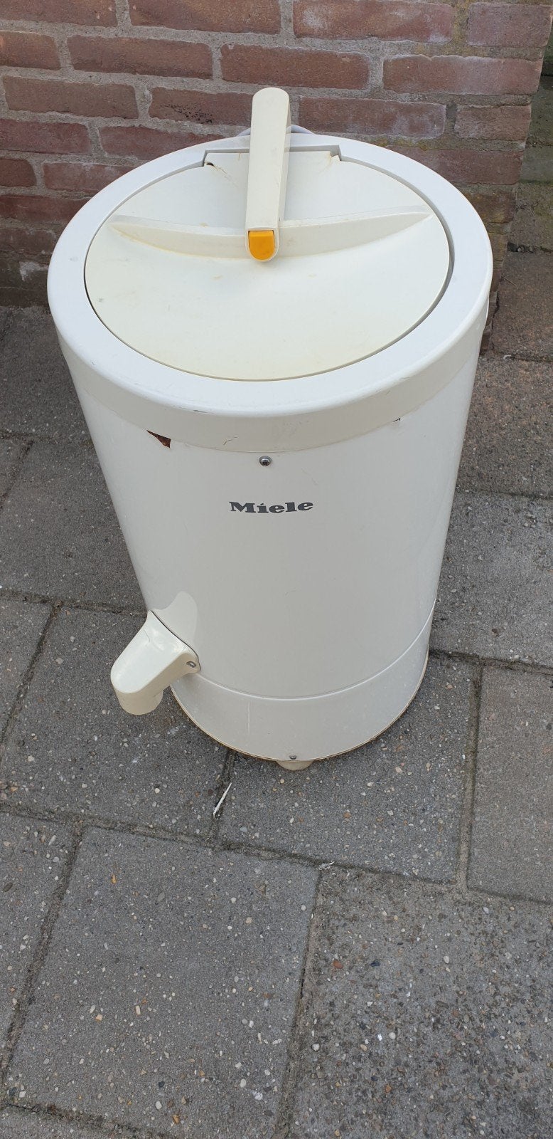 Miele WZ268 centrifuge 2800U/Min max 9kg vulgewicht, Witgoed en Apparatuur, Wasdrogers, Ophalen, Gebruikt, Minder dan 85 cm, Overige typen