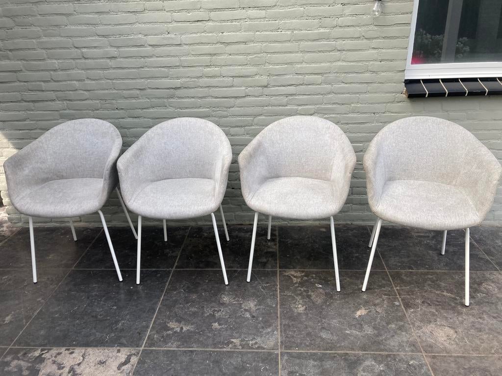 Leuke stoffen grijze stoelen, Huis en Inrichting, Stoelen, Ophalen, Zo goed als nieuw, Grijs, Stof