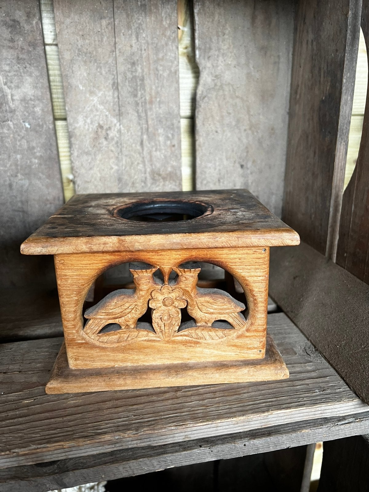 Klein houten stoofje met vogels en hartjes warmhouder, Ophalen