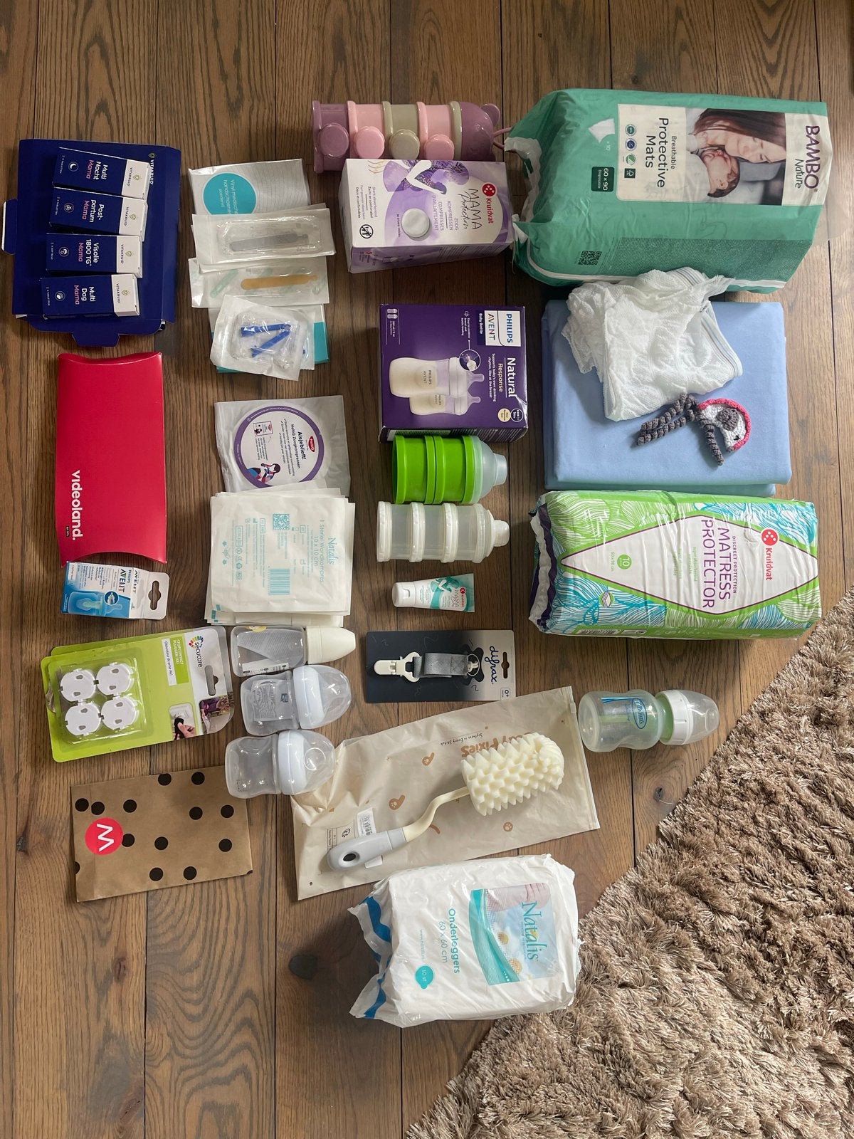 Groot baby(kraam)pakket : flessen, matrasbeschermers en meer, Overige typen, Zo goed als nieuw, Inclusief flessen, Philips Avent