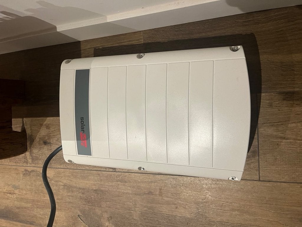 SOLAR EDGE Omvormer In uitstekende staat, Ophalen of Verzenden, Zo goed als nieuw, Overige typen, 200 wattpiek of meer