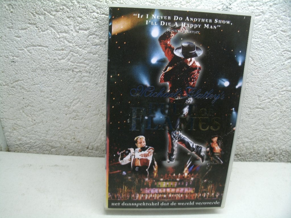 vhs 132b feet of flames, Cd's en Dvd's, Alle leeftijden, Ophalen of Verzenden, Zo goed als nieuw, Komedie