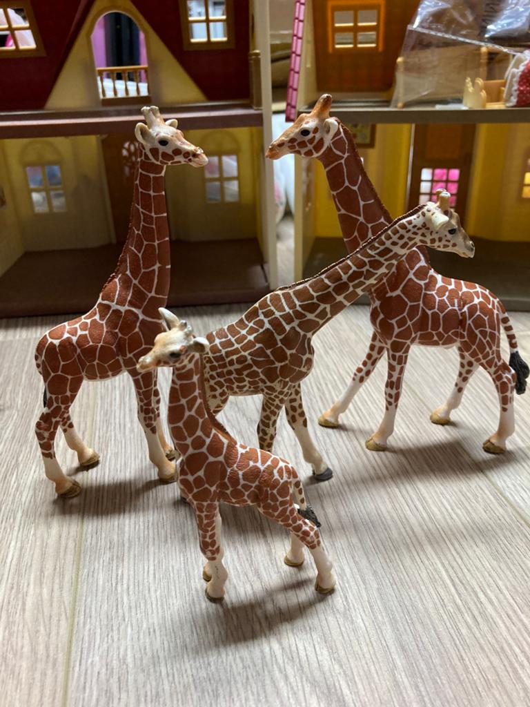 Schleich giraffe kudde, Verzamelen, Dierenverzamelingen, Ophalen of Verzenden, Zo goed als nieuw, Paard, Beeldje of Figuurtje