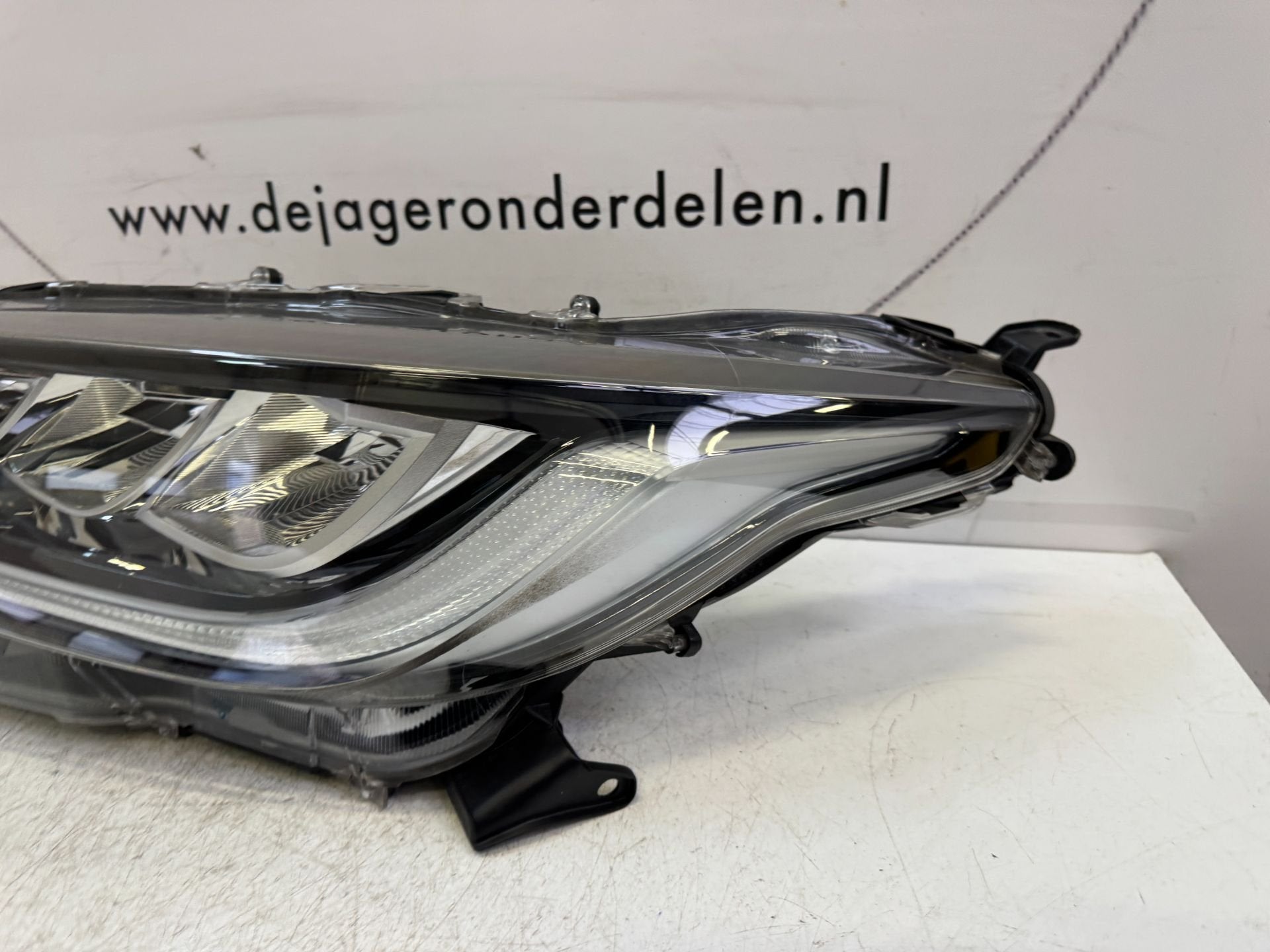 TOYOTA YARIS 4 P21 VOL LED KOPLAMP LINKS, Info@toyota.co.jp, Gebruikt, Toyota Motor Corporation, Toyota