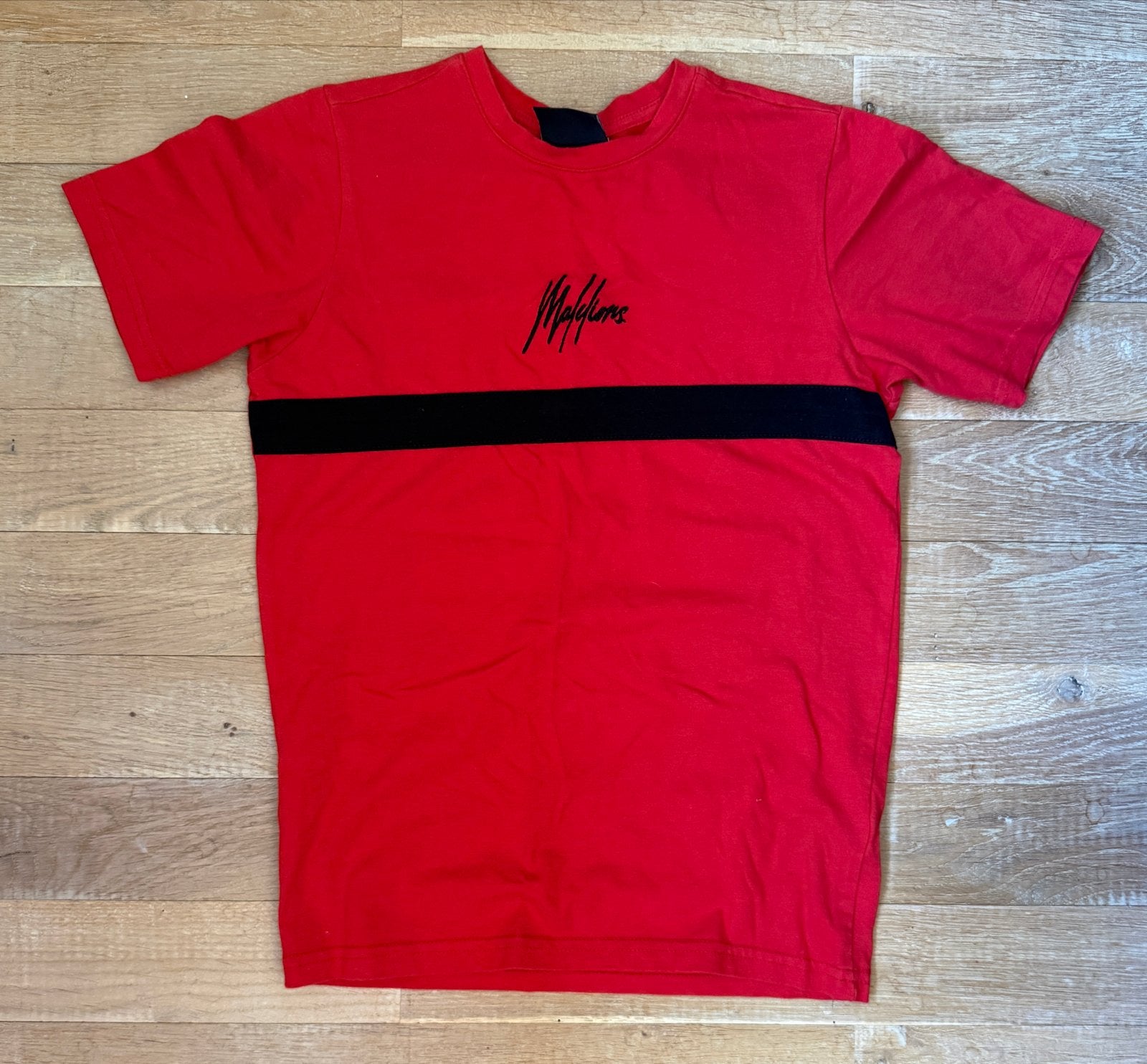 Malelions T-shirt rood met zwarte band maat 140, Kinderen en Baby's, Kinderkleding | Maat 140, Ophalen of Verzenden, Gebruikt