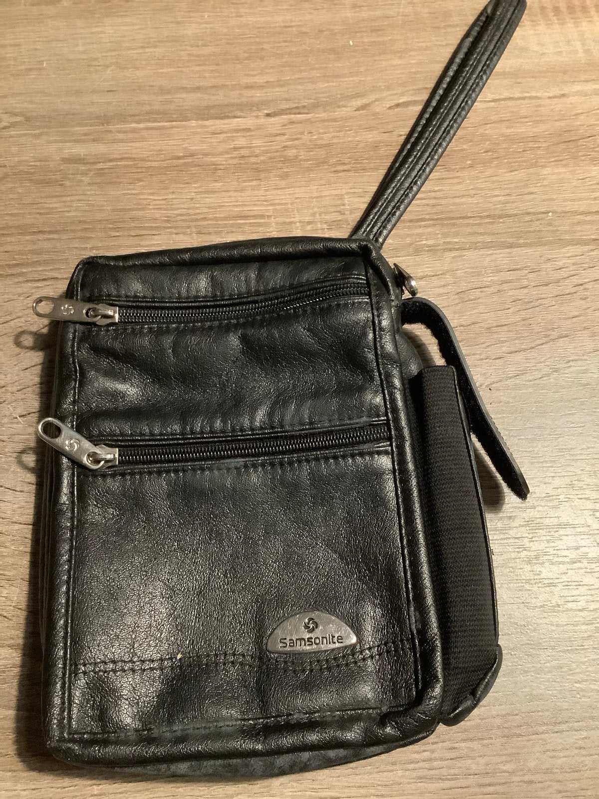 Samsonite Zwart Leren Heuptasje /  reistasje, Gebruikt, Zwart, Minder dan 40 cm, Minder dan 35 cm