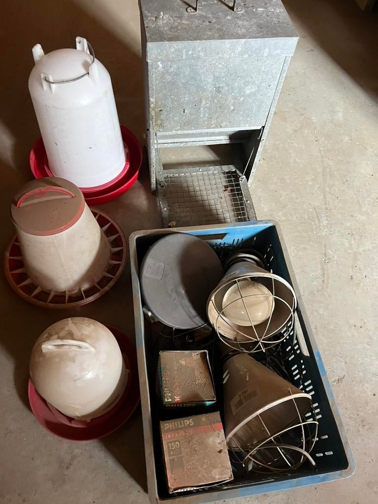 Voerton waterton warmte lamp, Ophalen, Zo goed als nieuw, Overige typen
