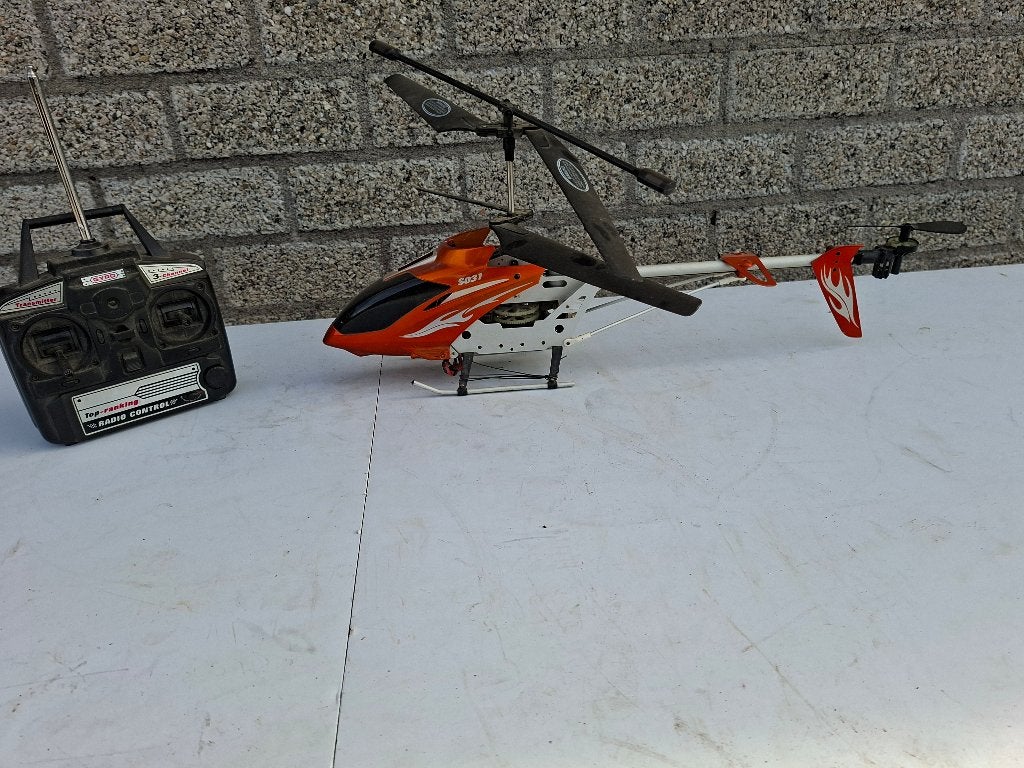 bestuurbare helicopter rc opknapper compleet met zender, Ophalen of Verzenden, Gebruikt
