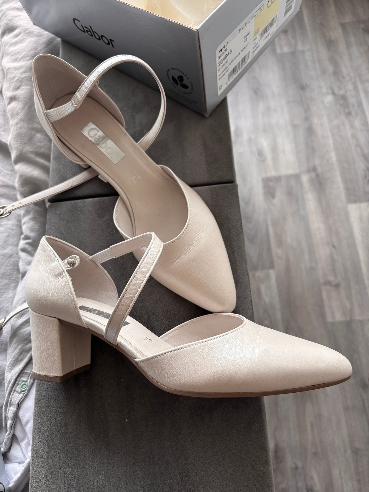 Nieuwe Gabor Pumps - Off-White Perlat - Maat 41, Ophalen, Nieuw, Wit, Pumps