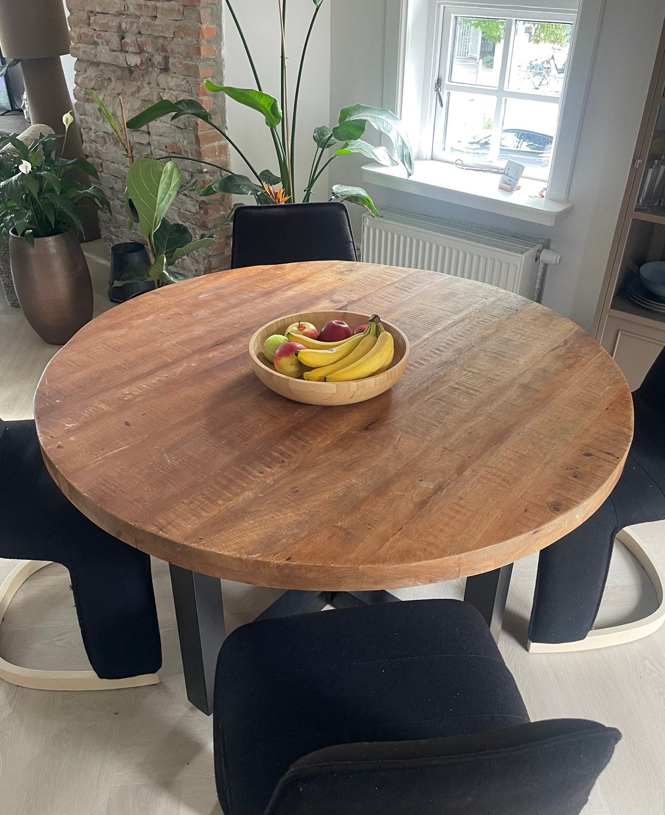 Ronde houten eettafel Ø130 cm, Huis en Inrichting, Ophalen, Gebruikt, Rond, Vier personen