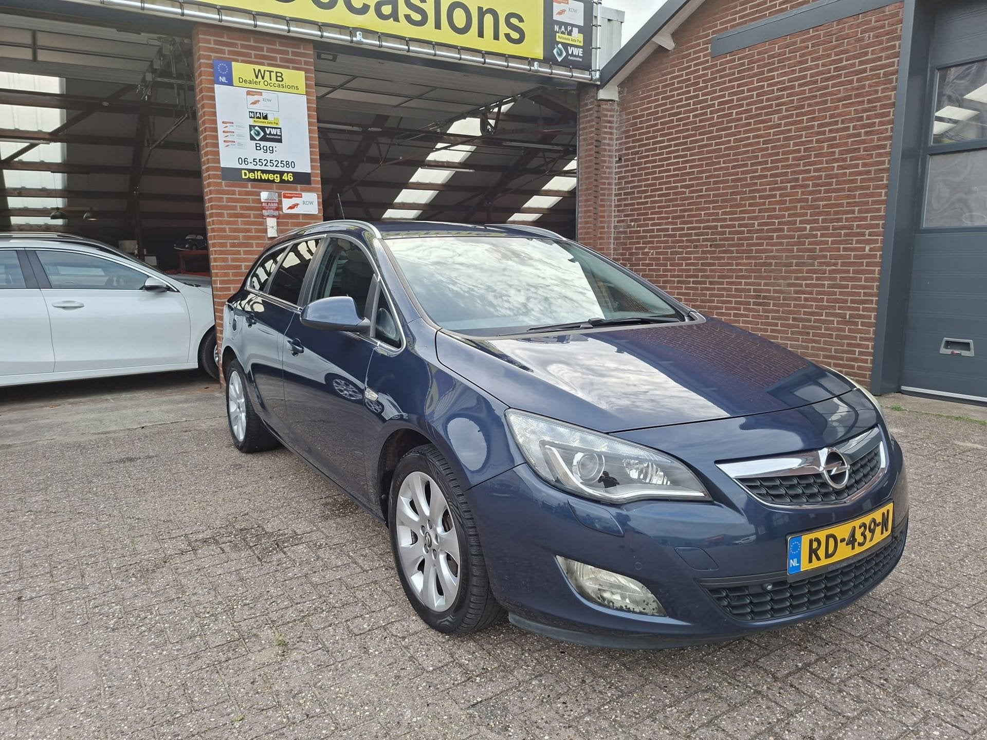Opel Astra Sports Tourer 1.4 Turbo Sport, Tr.haak Dealer oh,, Auto's, Voorwielaandrijving, Stof, Gebruikt, Zwart