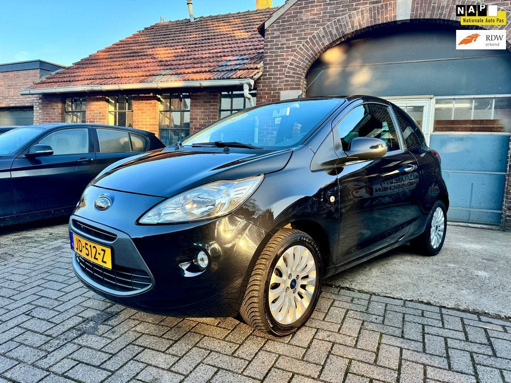 Ford Ka 1.2 Titanium X start/stop I AIRCO I LICHTMETAAL I, Voorwielaandrijving, Stof, Gebruikt, 4 cilinders