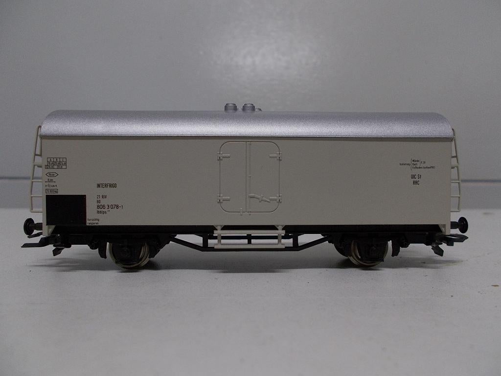 roco interfrigo 2 stuks 15 euro, Hobby en Vrije tijd, Modeltreinen | H0, Gelijkstroom, Ophalen of Verzenden, Roco, Nieuw