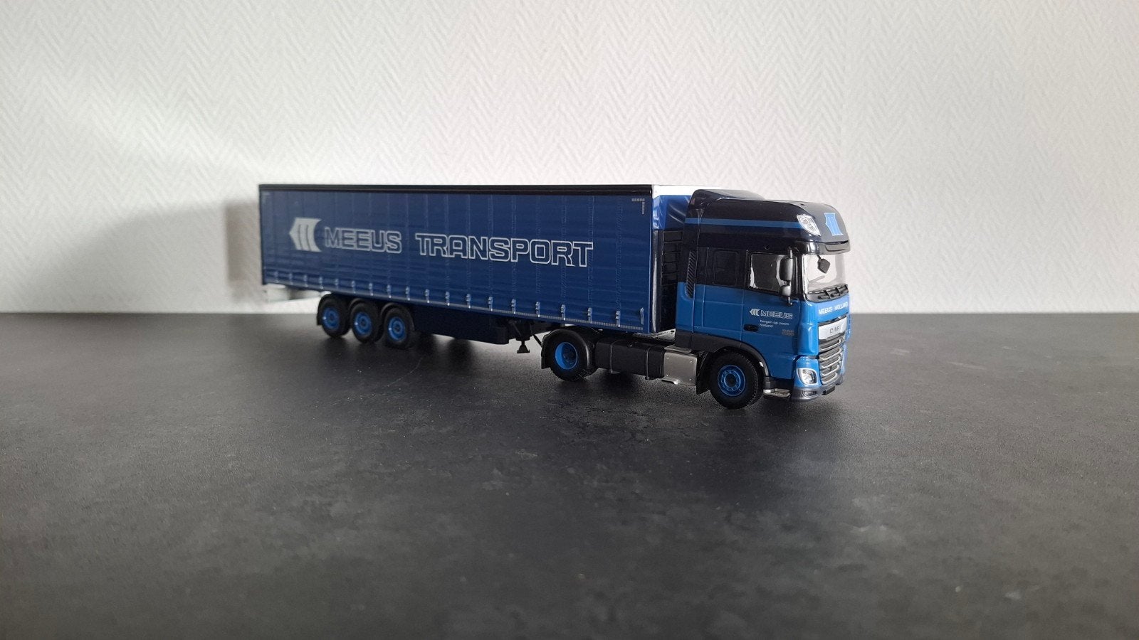 Tekno Daf XF106 Meeus Transport.

model is schadevrij in org, Ophalen of Verzenden, Zo goed als nieuw, Bus of Vrachtwagen, Tekno