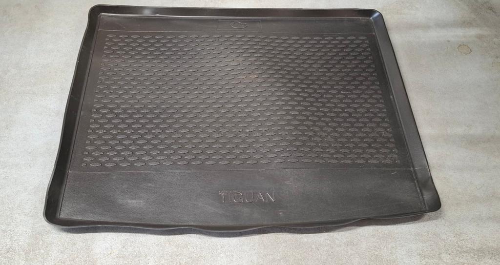 Rubberen kofferbakmat voor Volkswagen Tiguan 2016 t/m 2021, Ophalen