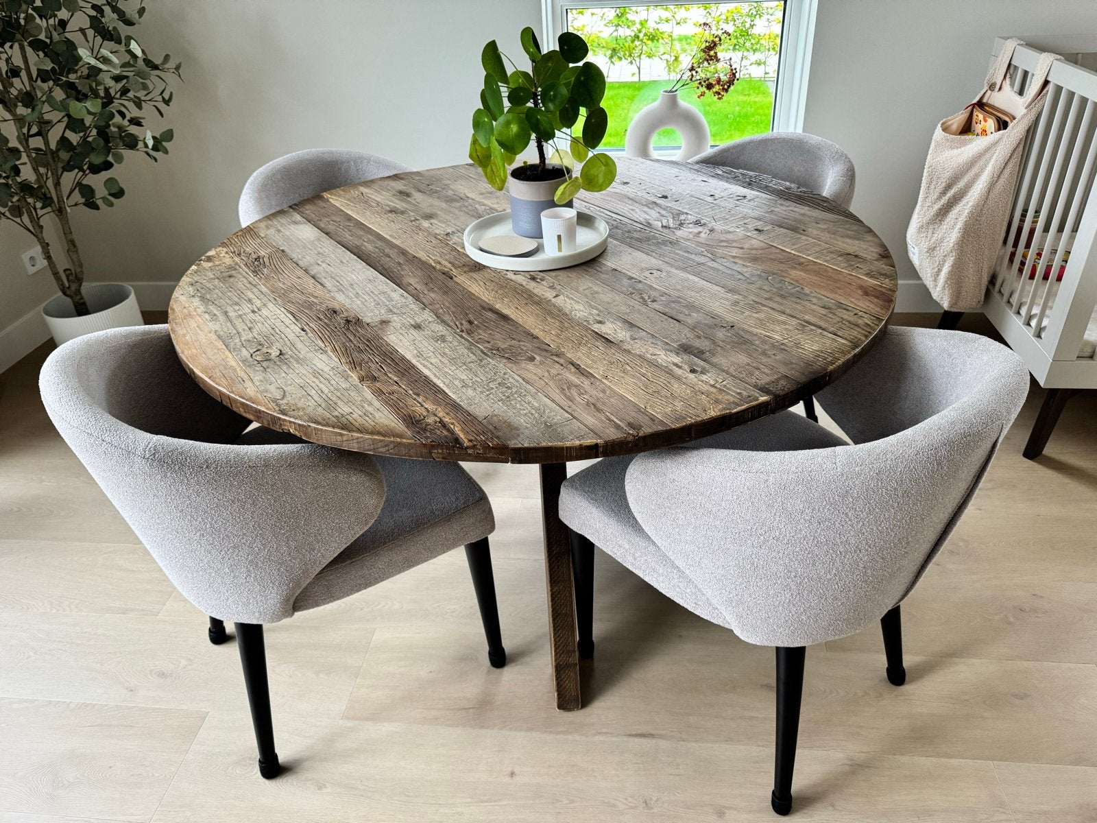 Eethoek: Ronde tafel met 4 stoelen, Ophalen, Gebruikt, 100 tot 150 cm, Rond