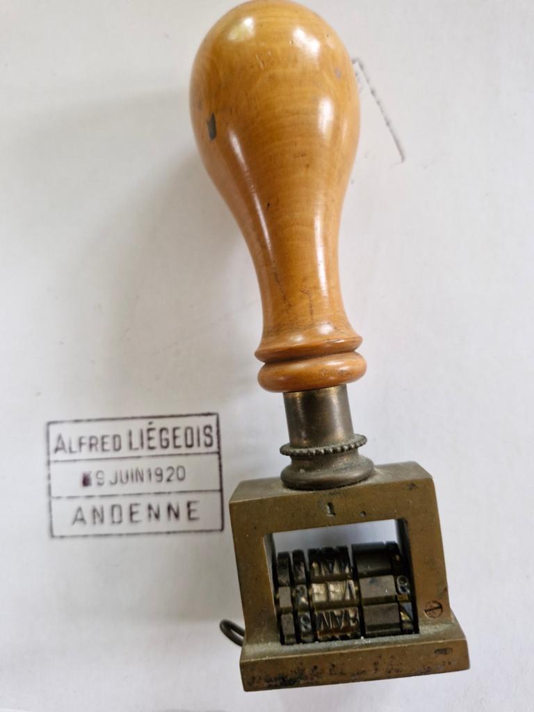 Antieke datumstempel Alfred Liégeois 1920 Andenne, Antiek en Kunst, Antiek | Overige Antiek, Ophalen of Verzenden