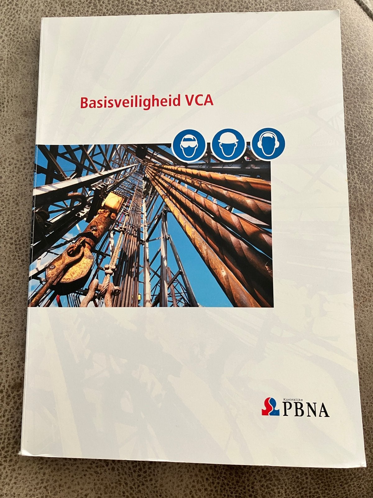 Basisveiligheid VCA PBNA lesmateriaal, Ophalen of Verzenden, Zo goed als nieuw, Overige niveaus