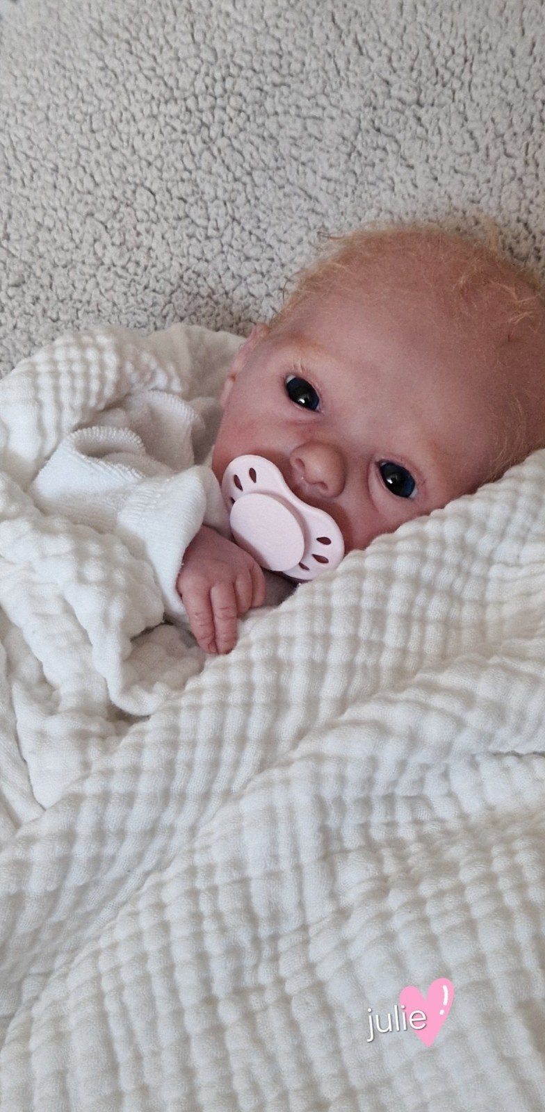 Reborn baby Julie by Evelina Wosnjuk, Ophalen of Verzenden, Nieuw, Babypop