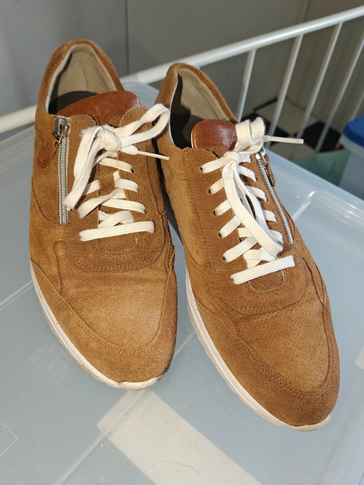 Durea suède sneakers - Maat 6 - Zo goed als nieuw, Kleding | Dames, Durea, Bruin, Ophalen of Verzenden, Sneakers of Gympen