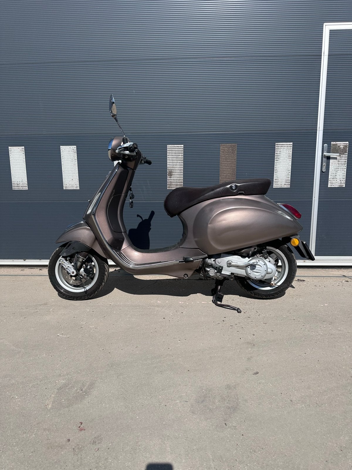 Vespa Primavera, Fietsen en Brommers, Scooters | Vespa, Ophalen, Overige modellen, Zo goed als nieuw, Benzine